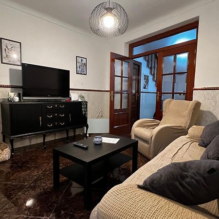 Las Parras House - Casa En Torredelcampo 外观 照片